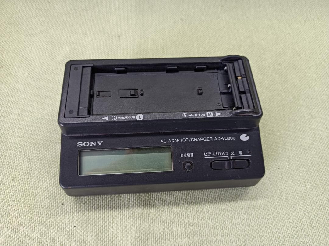 都《XHNHV》Sony 　DCR-PC100　デジタルビデオカメラレコーダー