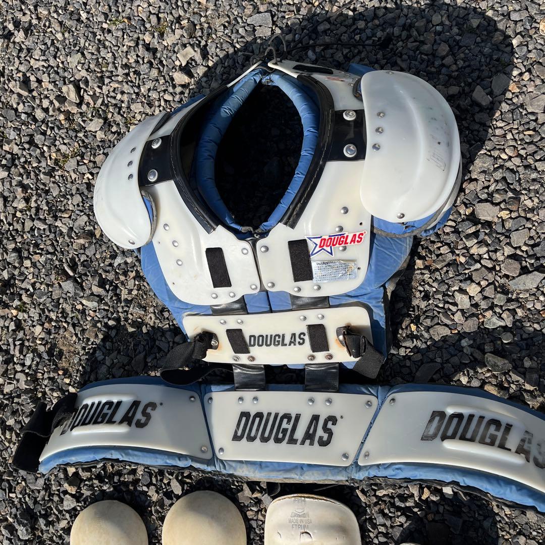 アメフト　防具