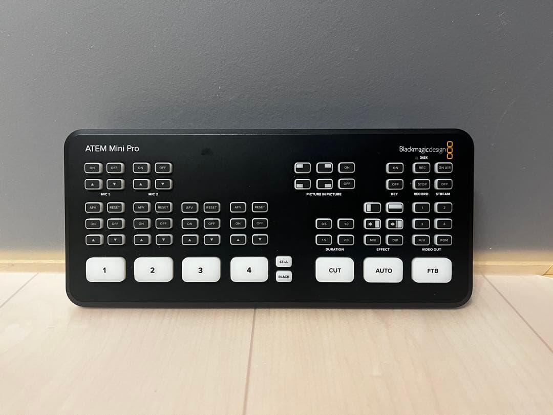 ATEM Mini Pro マルチカメラスイッチャー