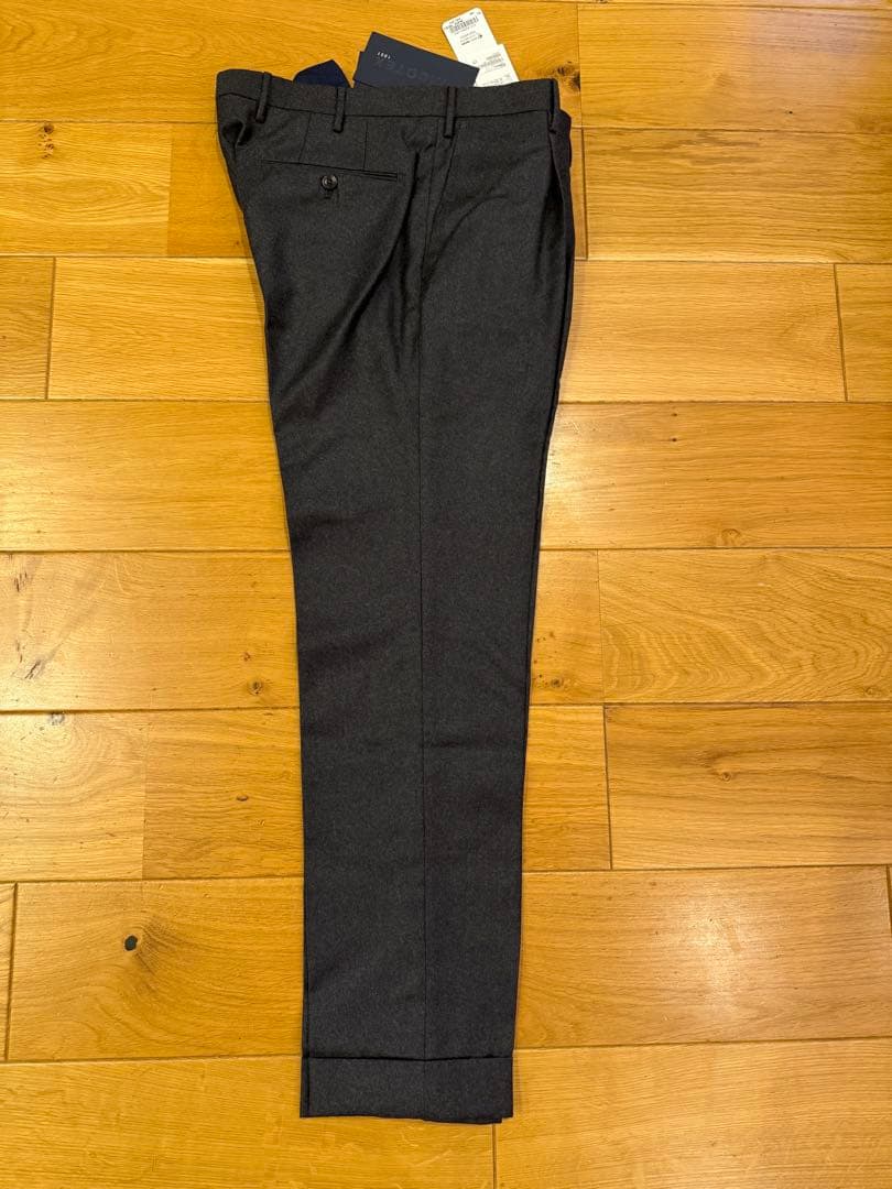 n*9様 INCOTEX ウールスラックス新品 48