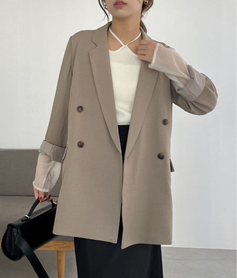 カプリシュレマージュ【ロングセラーアイテム】Wテーラージャケット グレージュ