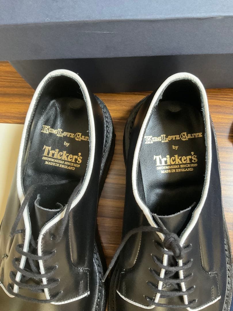 サイズ大きめ！Tricker's × KIDS LOVE GAITE【US7h】