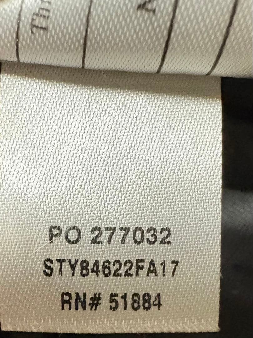 Patagonia ブラック ダウンベスト