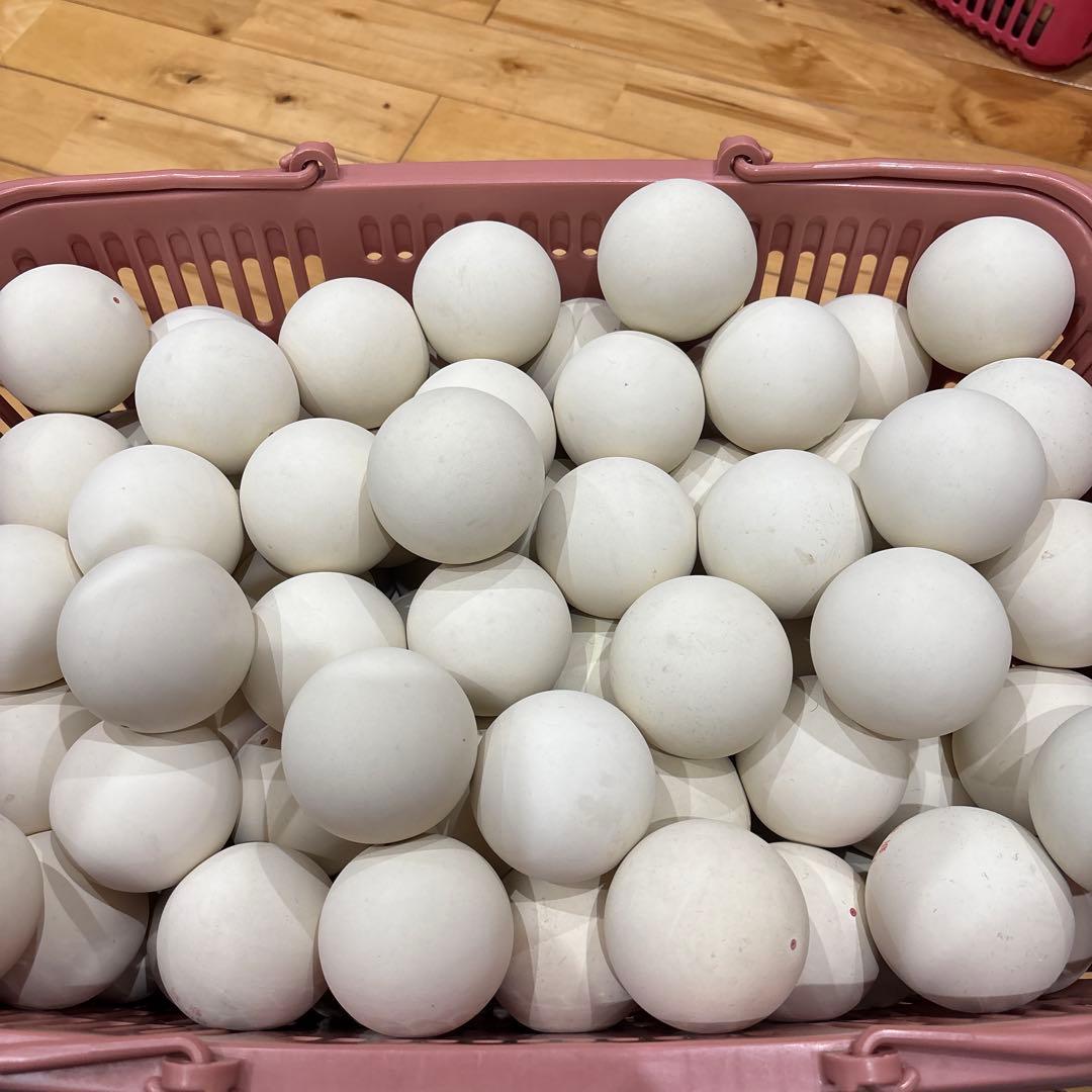 ソフトテニスボール　アカエム