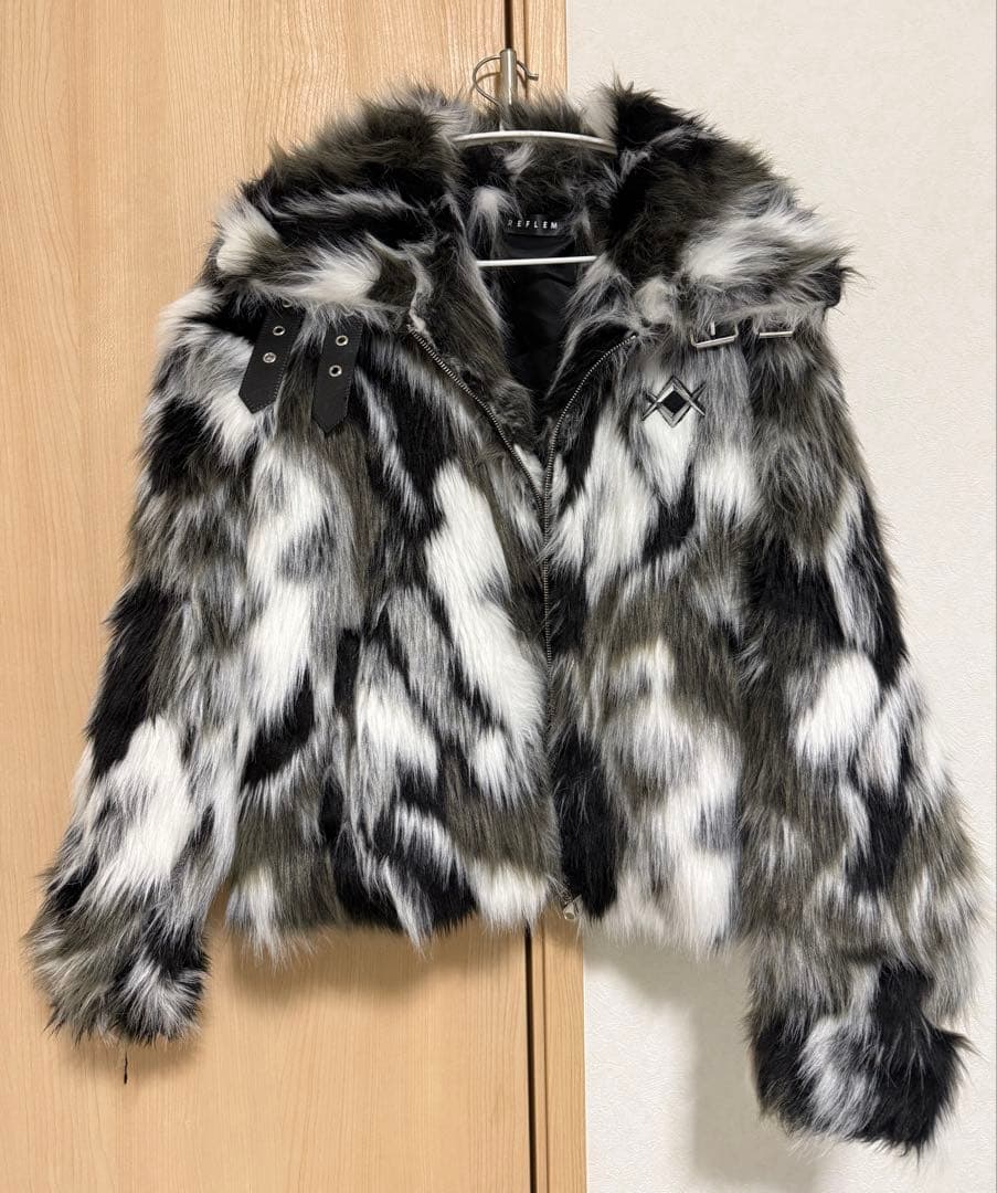 REFLEM/レフレム　ベルト付きクロップファージャケット