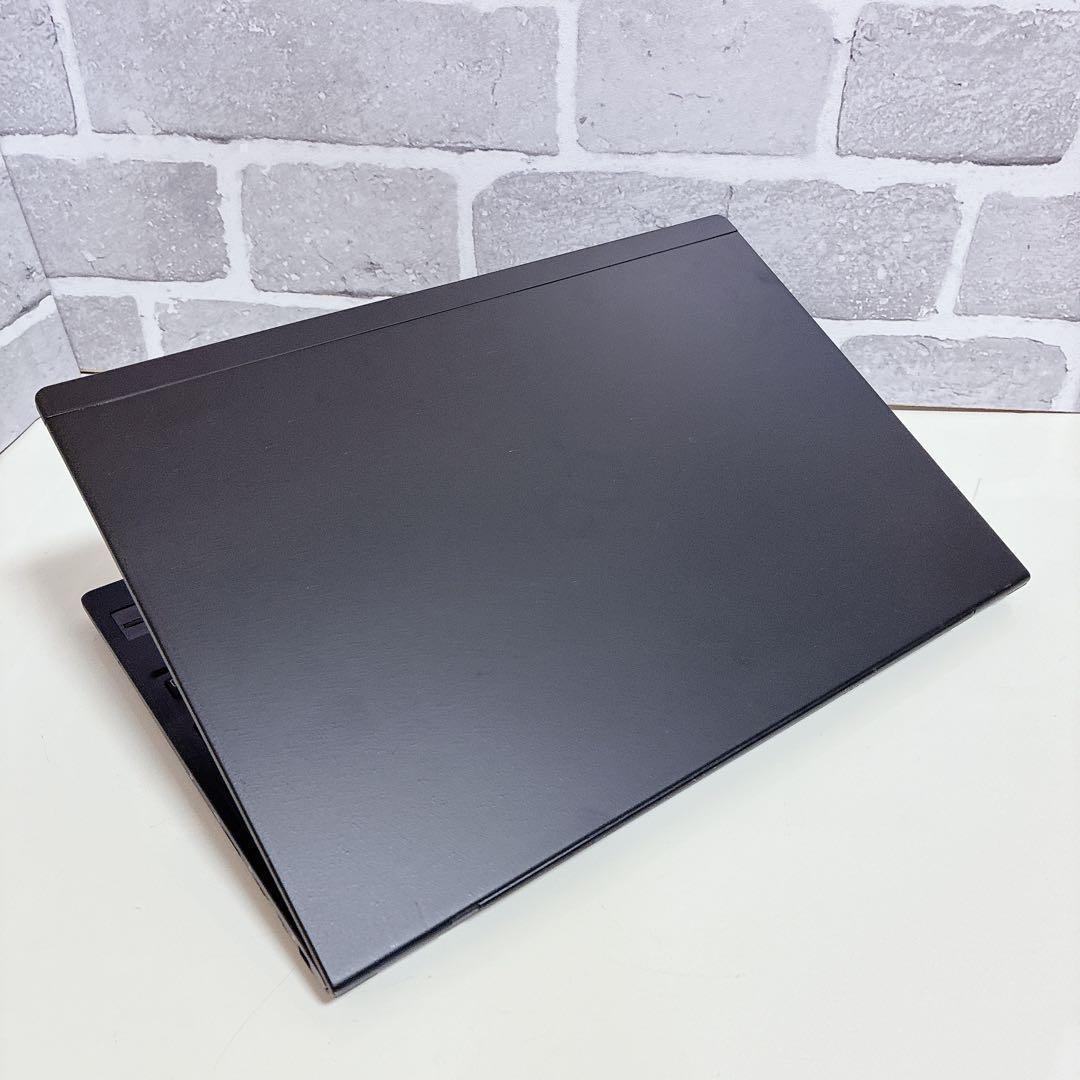 美品 富士通 軽量 薄型 SSD 初期設定済 ノートPC Windows11
