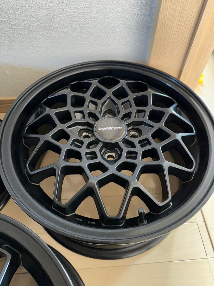 MLJ ハイペリオン　カルマ　15インチ　PCD100 7j +48