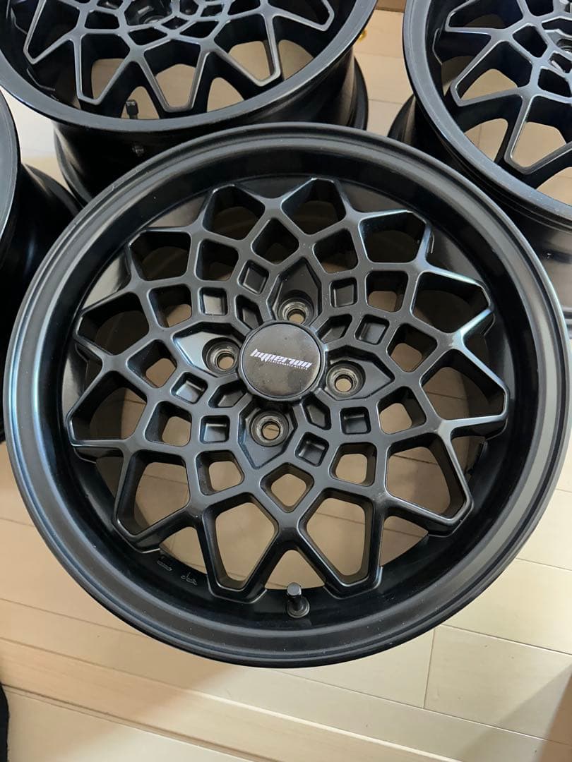 MLJ ハイペリオン　カルマ　15インチ　PCD100 7j +48