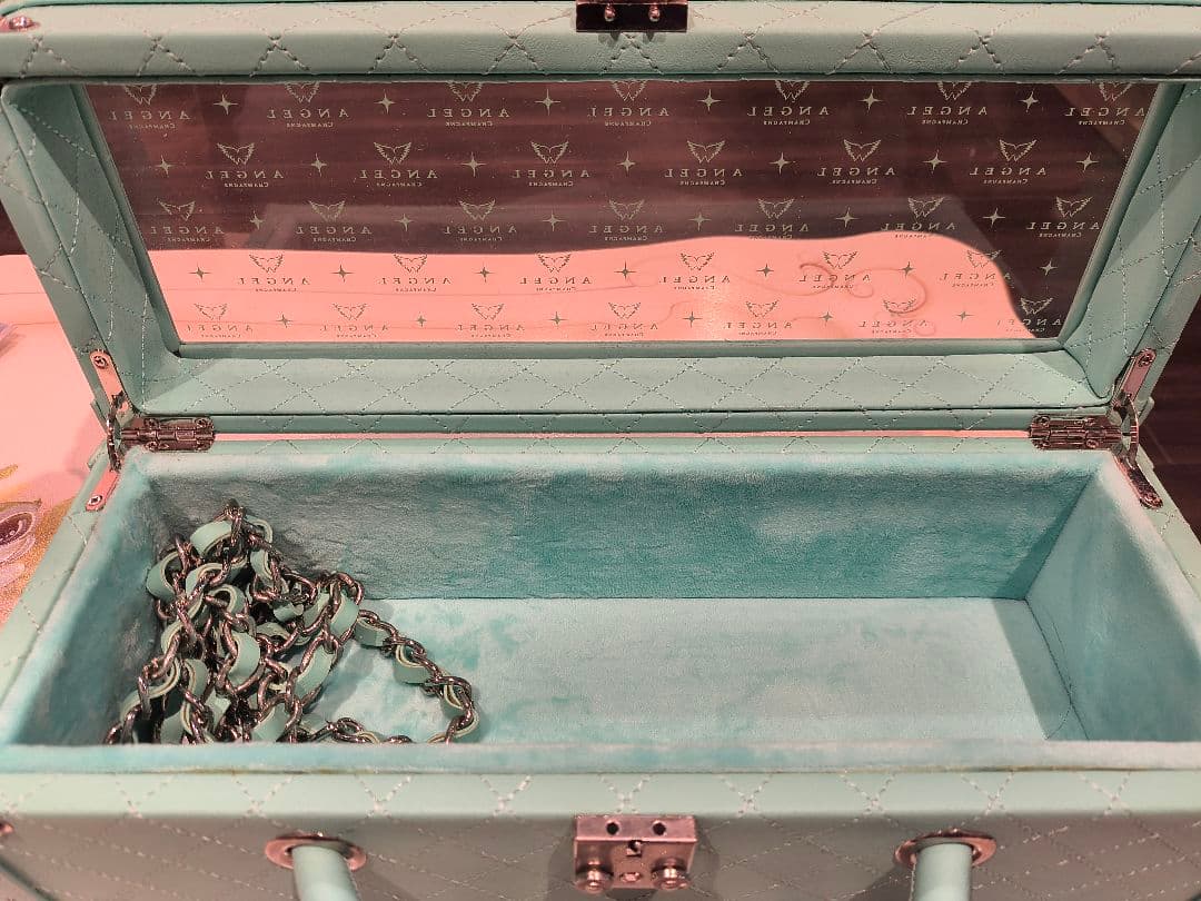 エンジェル シャンパン ドゥミセック リミテッド サマー グリーン　レザータイプ