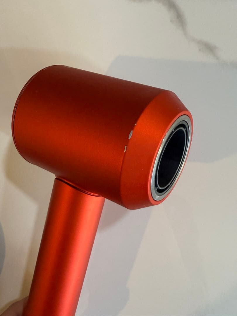 Dyson Supersonic Ionic ヘアドライヤー　数量限定モデル