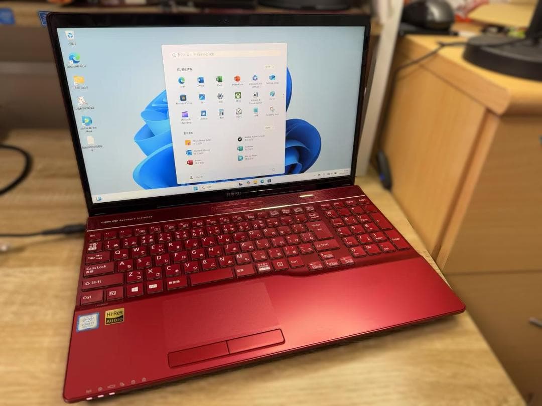 超美品 富士通 第八世代 i7 新品SSD+HDD Office2021ｗ