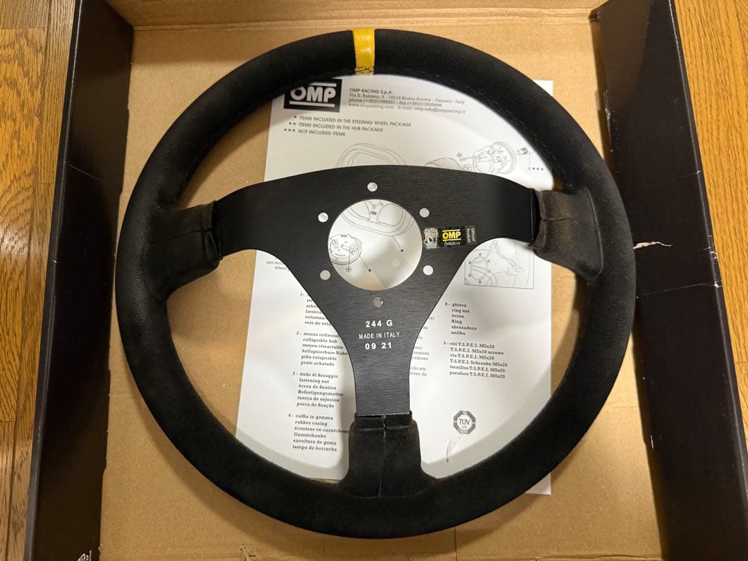 OMP WRC 350mm スエード ステアリング (説明要確認)