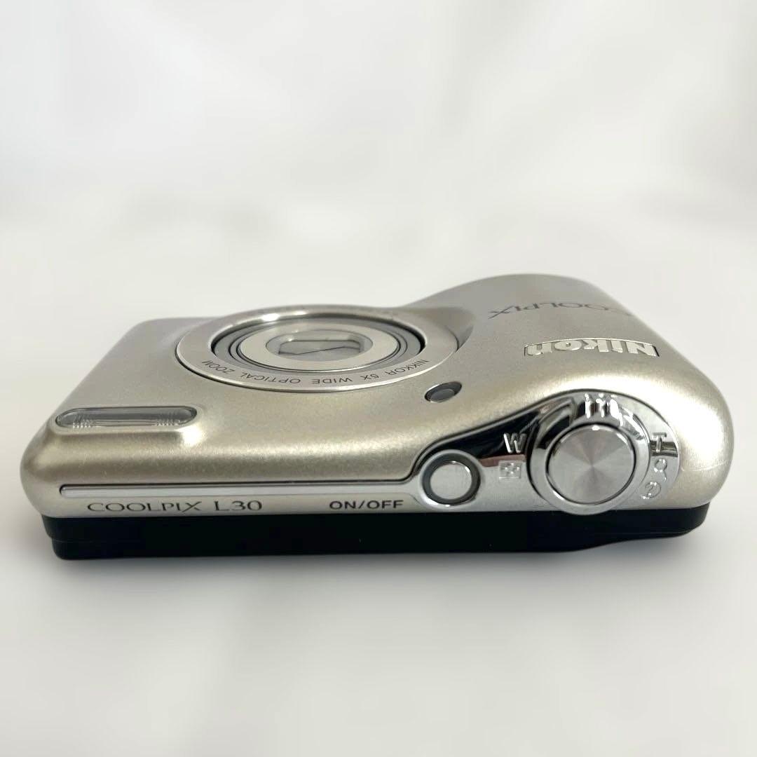 Nikon COOLPIX L30 デジタルカメラ