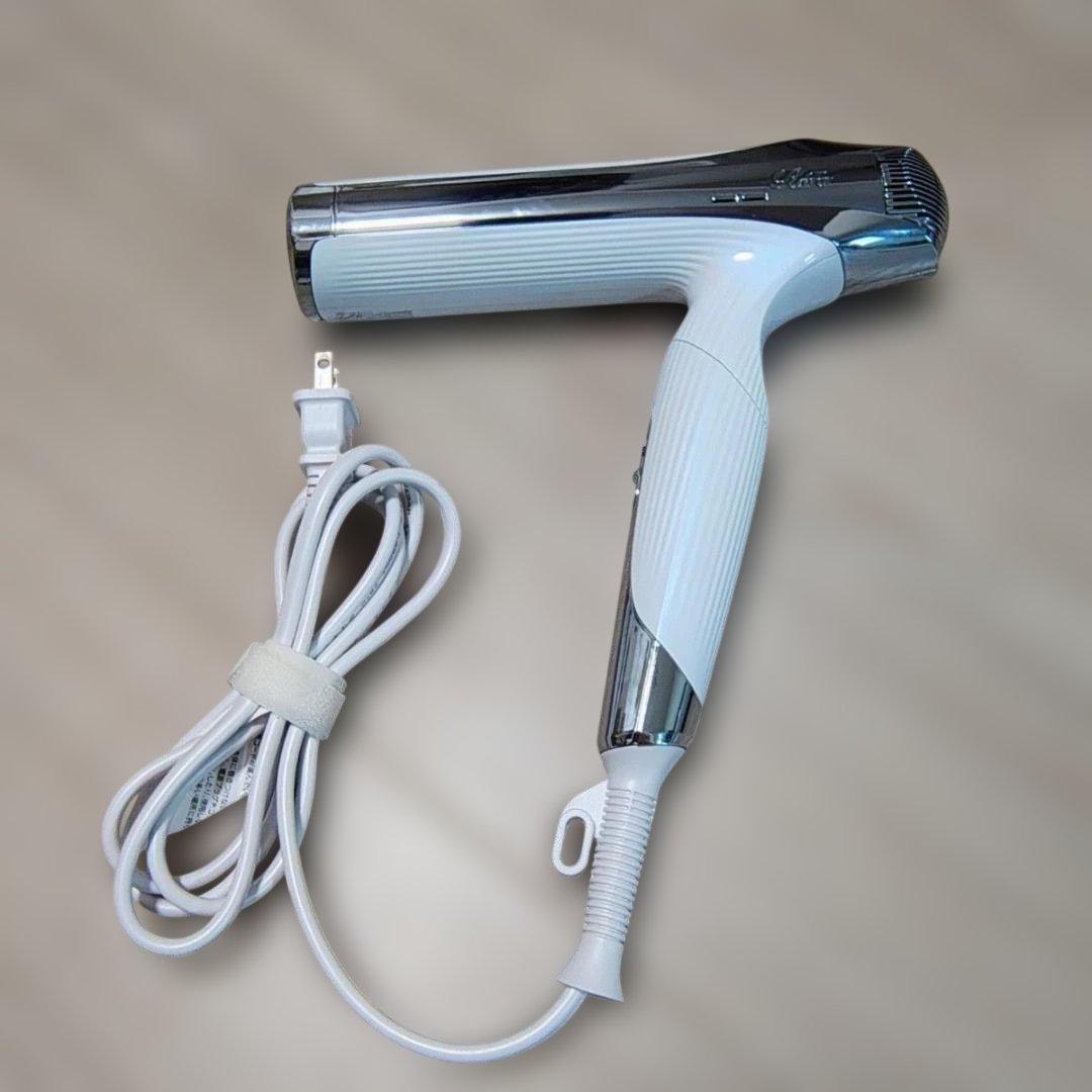 リファ　ドライヤー　RE-AX-02A ジャンク品 J02