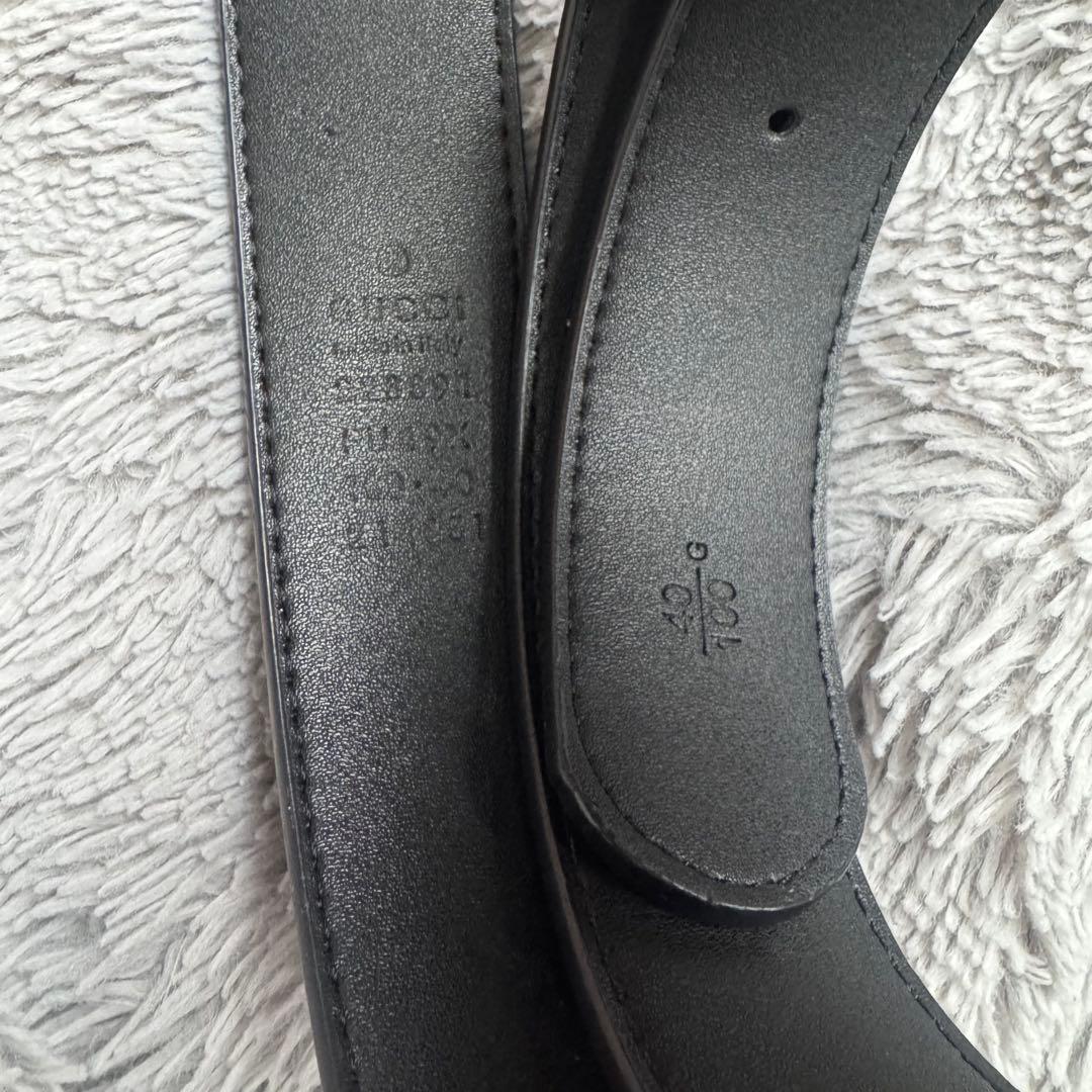 さち GUCCI ブラックレザー GGロゴ ベルト