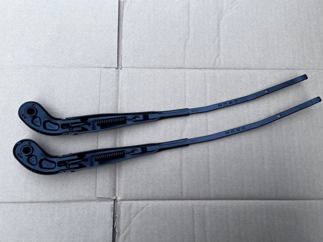  MINI R56、R55用ワイパーアーム左右セット 未使用純正品