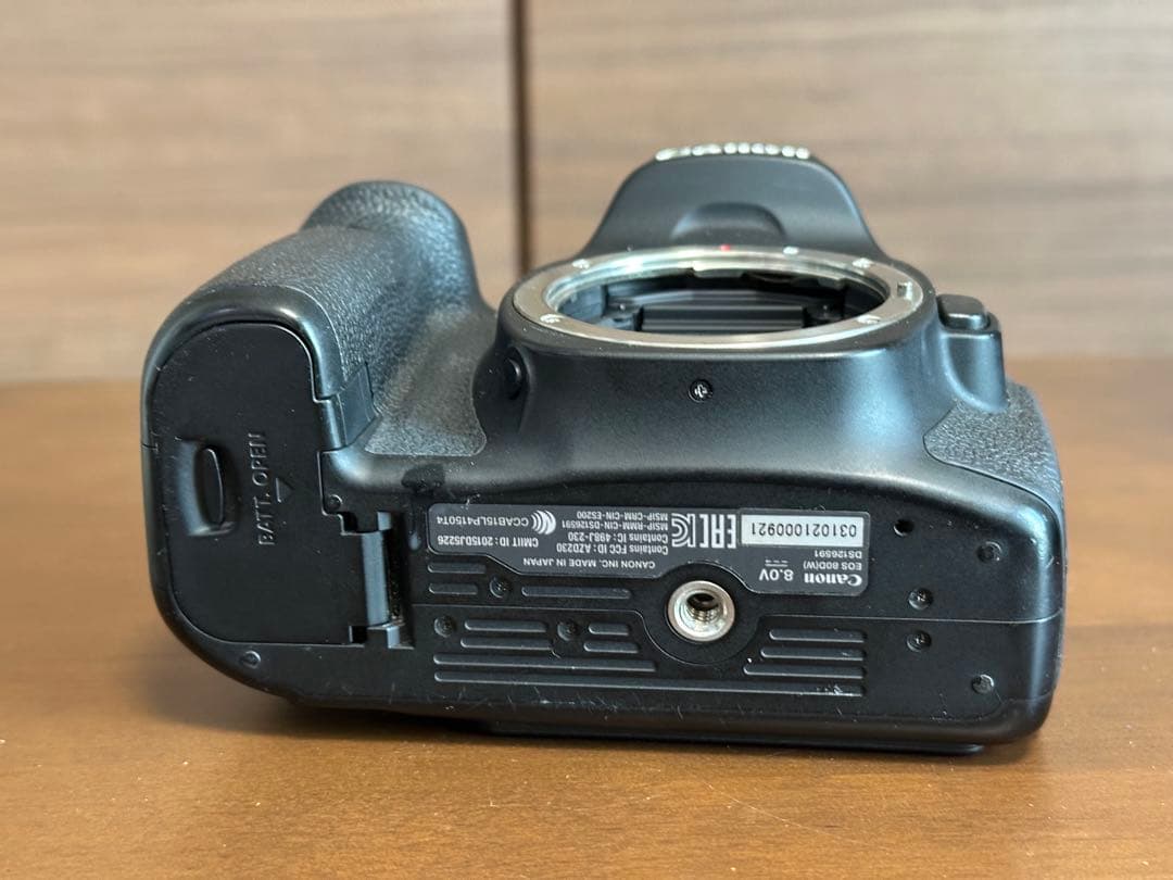 Canon EOS 80D ボディ