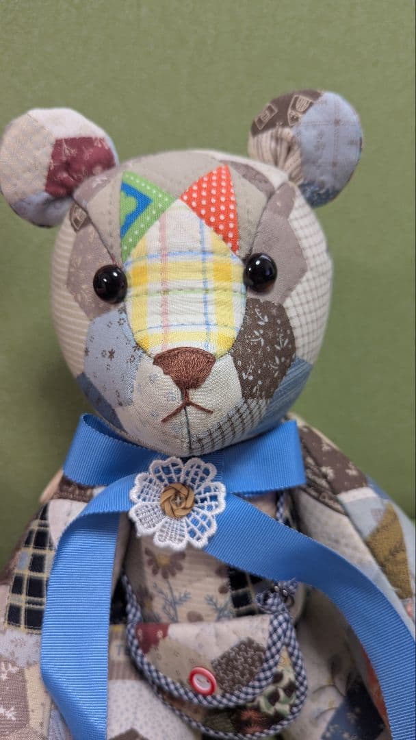 テディベア◆ハンドメイドパッチワーク◆ポシェット付