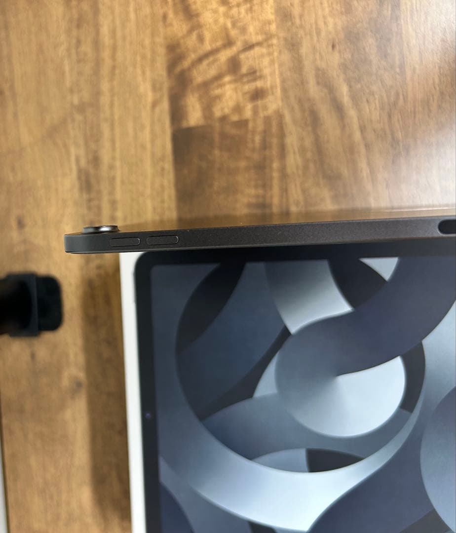 Apple ipad air 第5世代　64GB スペースグレー　100%