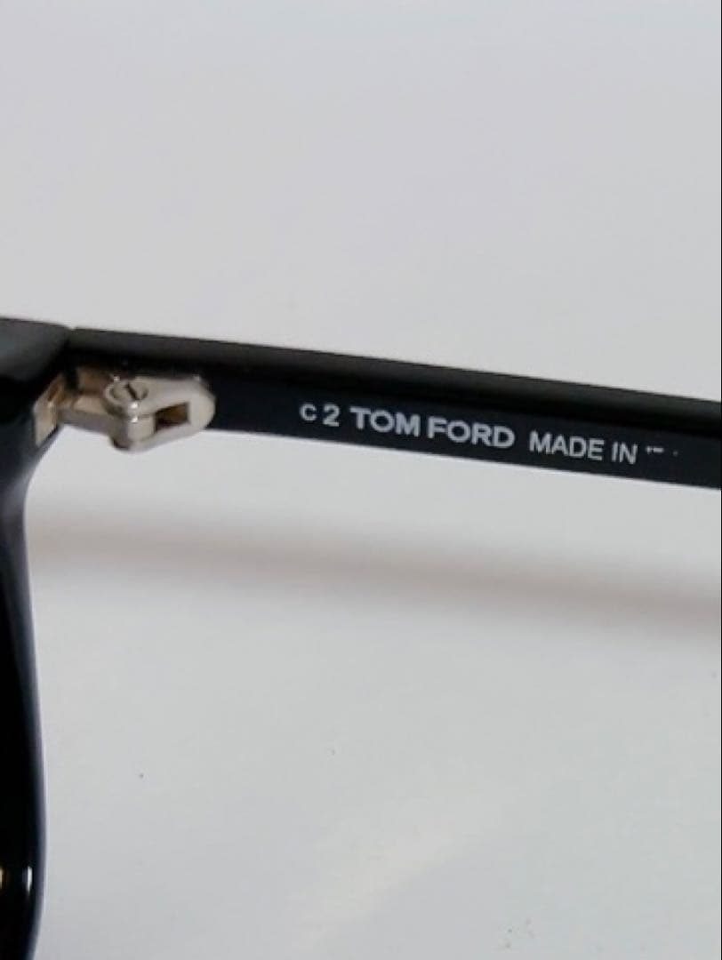 トムフォード　TOM FORD サングラス　TF978-D 49□21 145