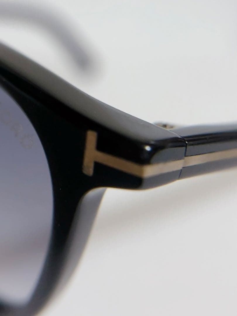 トムフォード　TOM FORD サングラス　TF978-D 49□21 145