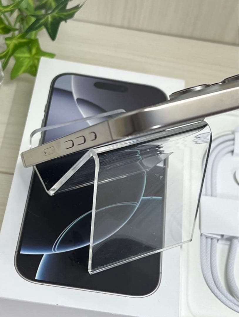 ✅✨ほぼ未使用✨iPhone16 pro 256GB❣️92% ナチュラル 茶