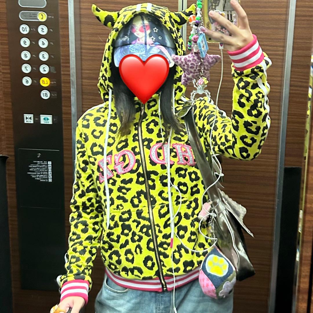 ［XG JURIN着用］hudiegongzhu ヒョウ柄 ジップアップパーカー