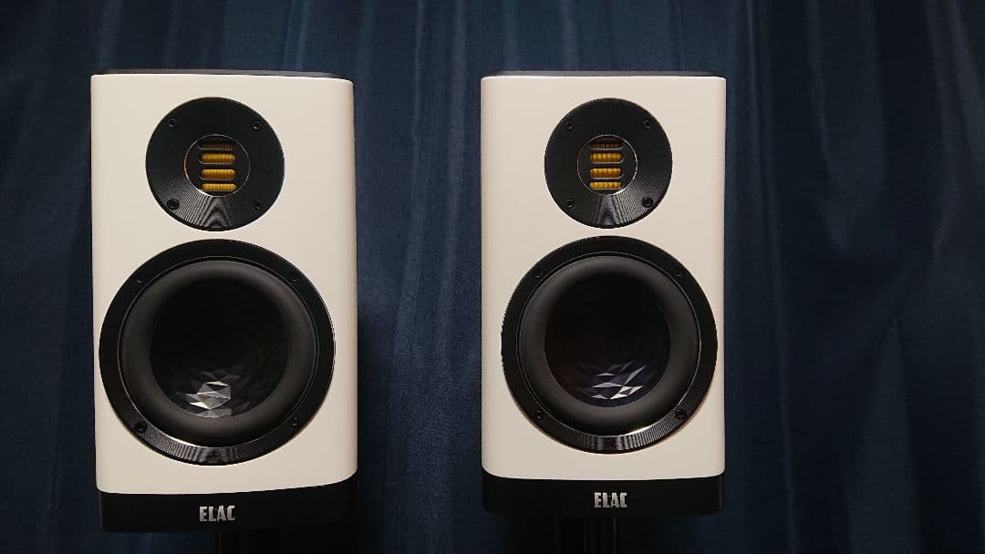 ELAC ホワイトスピーカー 専用スタンド付き
