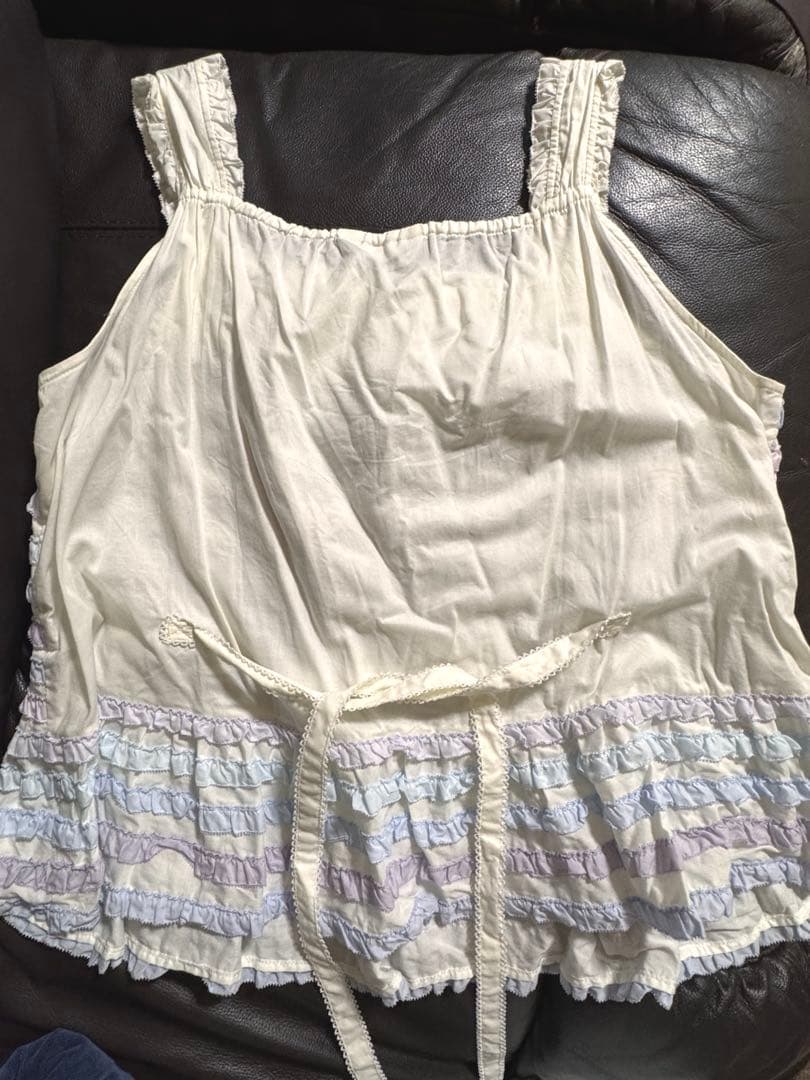 ピンクハウス あじさいグラデーションフリルキャミソールブラウス 2025年