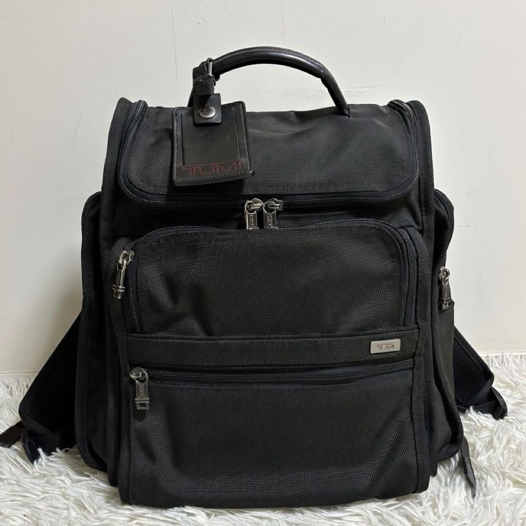 f*i様 TUMI ビジネス リュック PC対応 ブラック チャーム付 ナイロン
