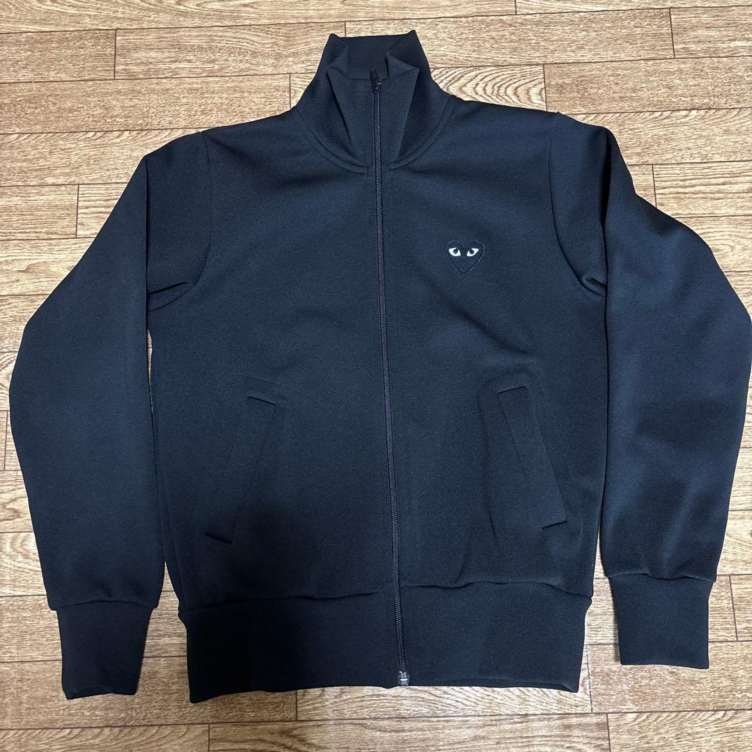 美品！PLAY ブラック パーカー