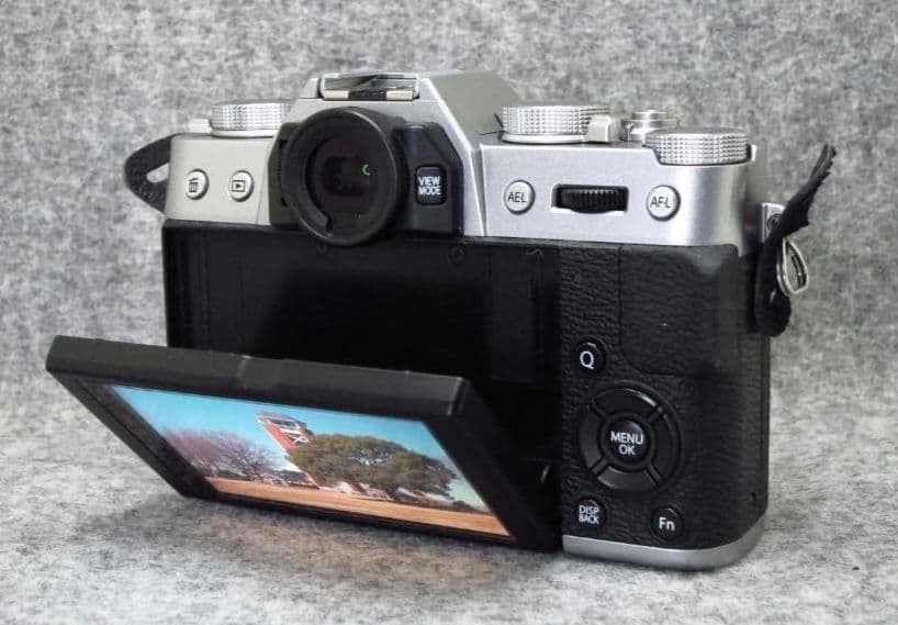 FUJIFILM X-T10 標準ズームレンズキット