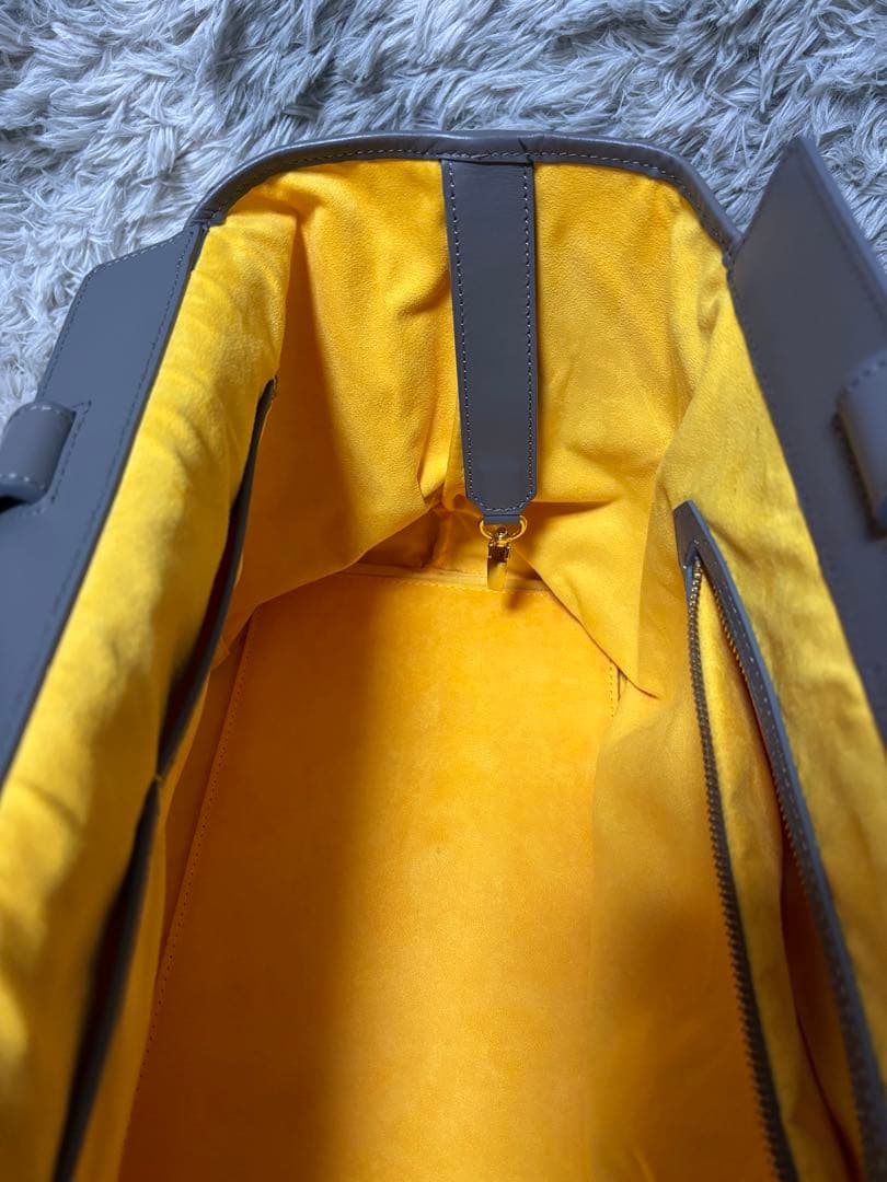 Resurrection レザレクション　トートバック