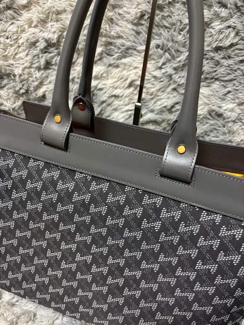 Resurrection レザレクション　トートバック