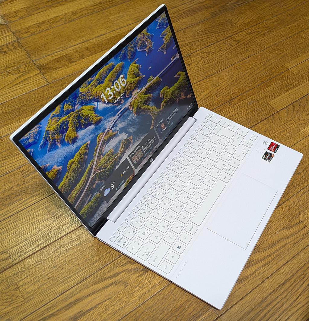 HP ノートパソコン　ホワイト　PC パソコン