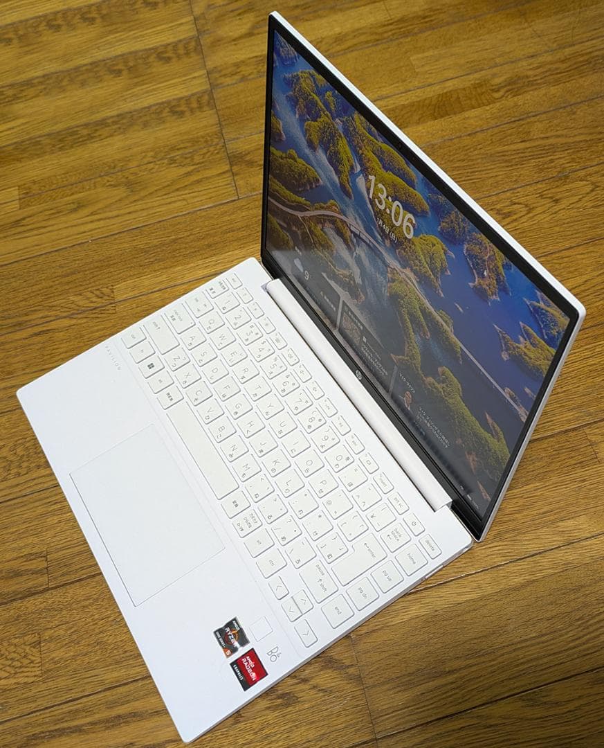 HP ノートパソコン　ホワイト　PC パソコン