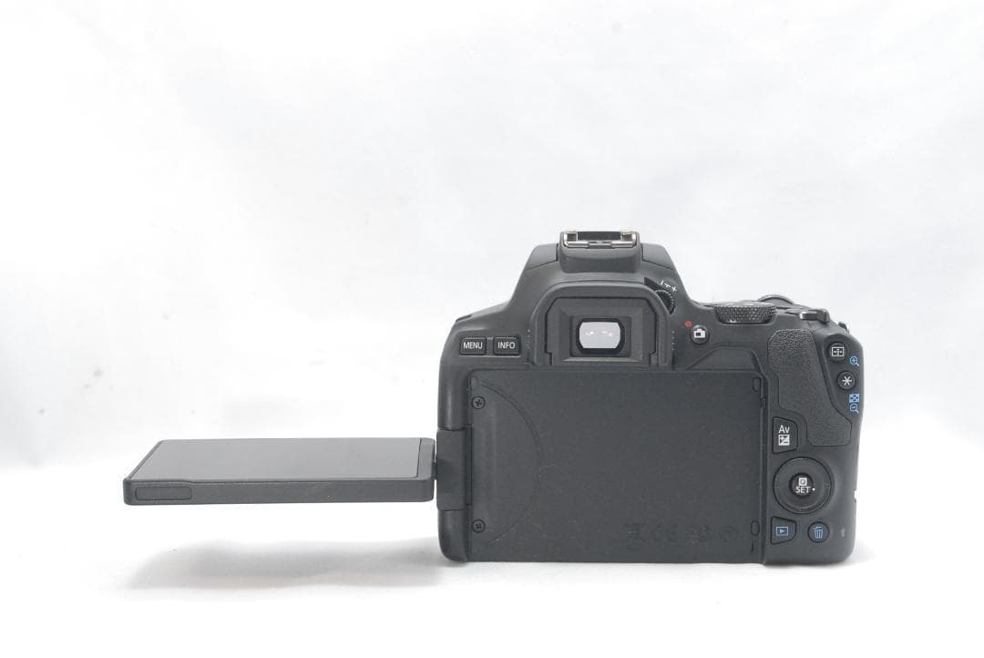 限定１台✨Canon　kiss　X10　ボディ　美品　高画質　簡単　初心者　安心