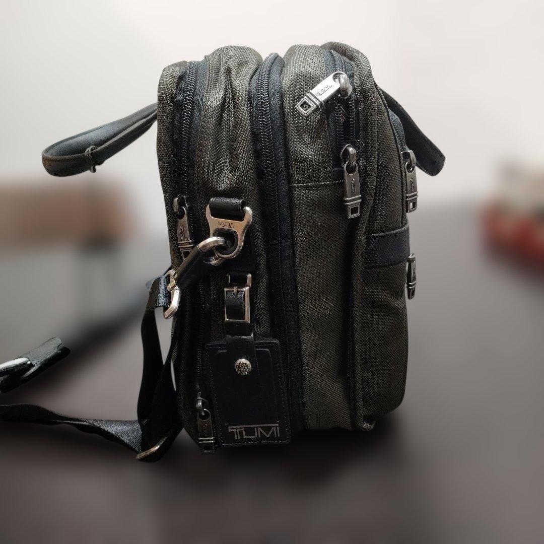 TUMIバック　026141WL2E　ほぼ未使用