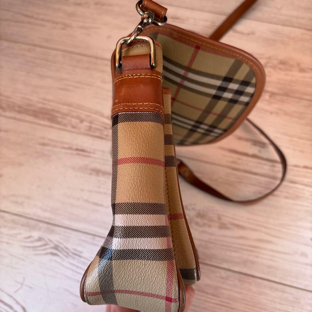 チェック柄ショルダーバッグ