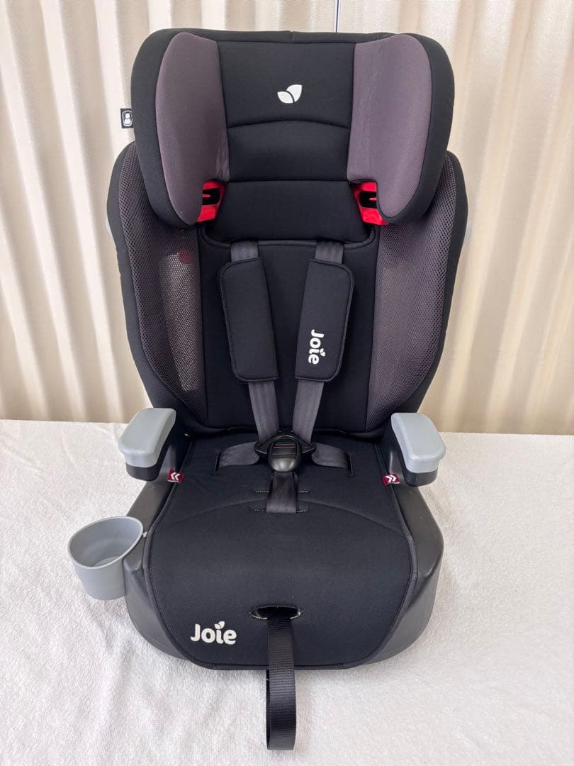 クリーニング済　☆綺麗☆　1才〜12才　ジョイー　ジュニアシート　エレベート　黒
