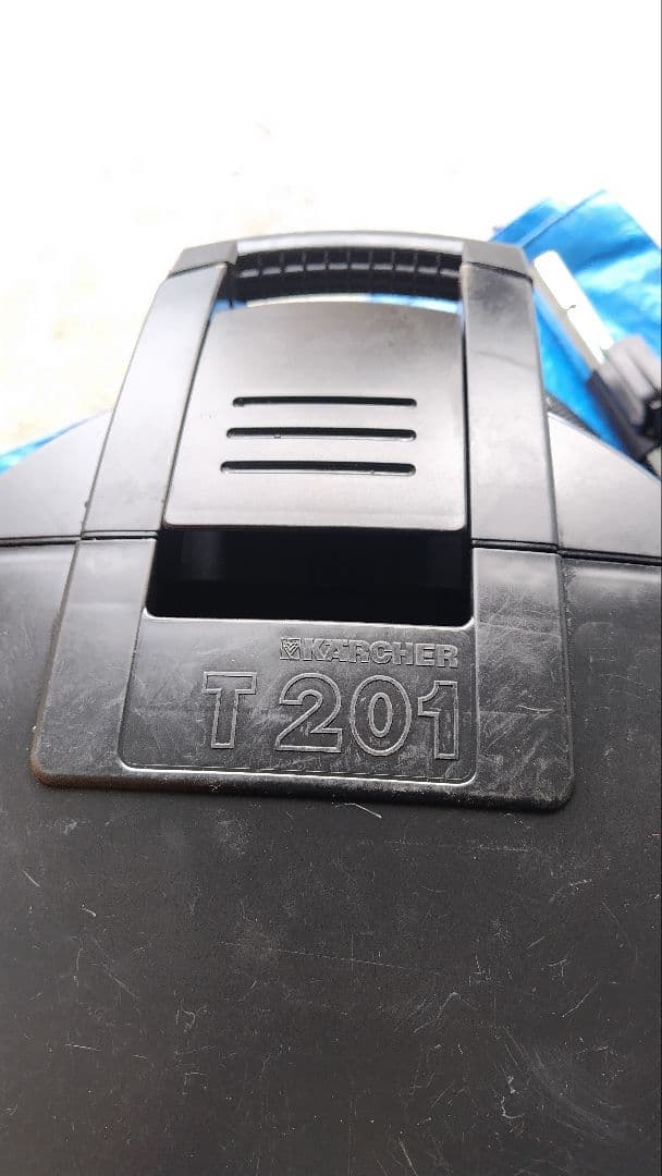 KARCHER（T201） 掃除機 収納可能アクセサリー付き