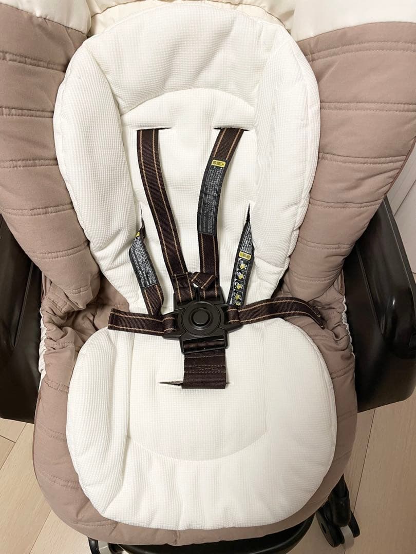 ✨️お値下げしました✨️combi ネムリラ オートスウィング