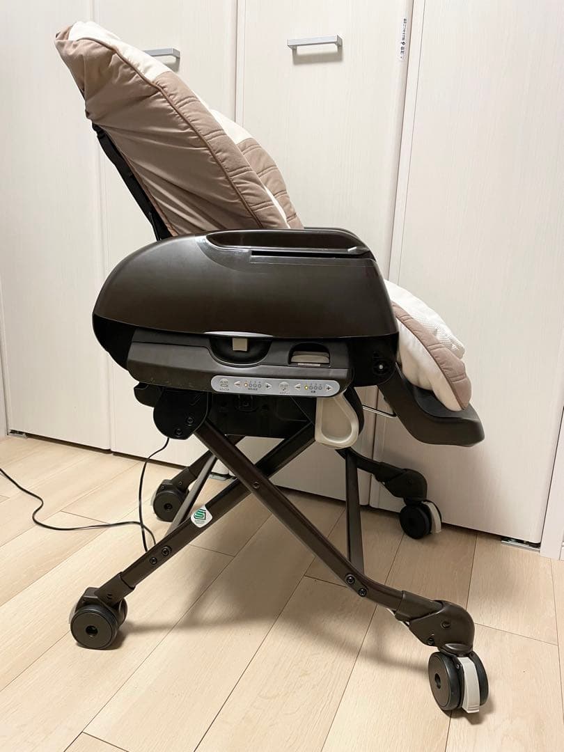 ✨️お値下げしました✨️combi ネムリラ オートスウィング