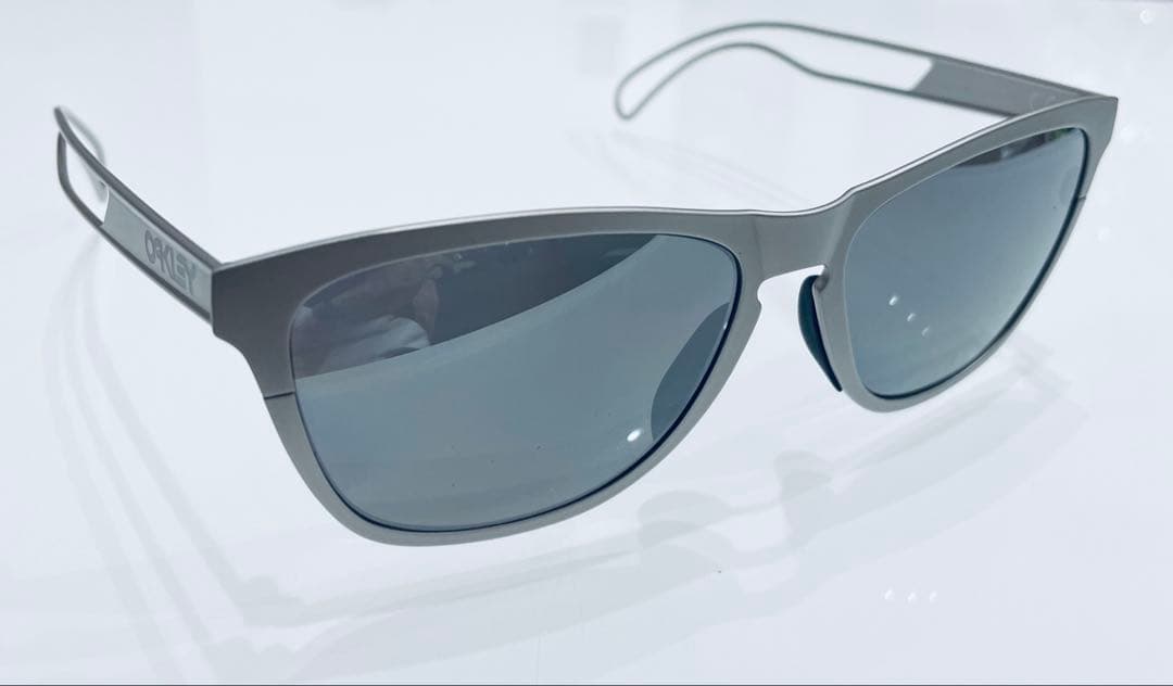 激レア！偏光　日本製 OAKLEY オークリー フロッグスキン TI サングラス