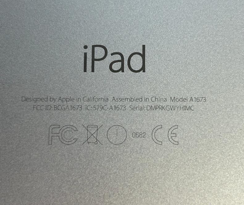 ジャンク品　アップル　iPad Pro 9.7インチ　Wi-Fiモデル　32GB