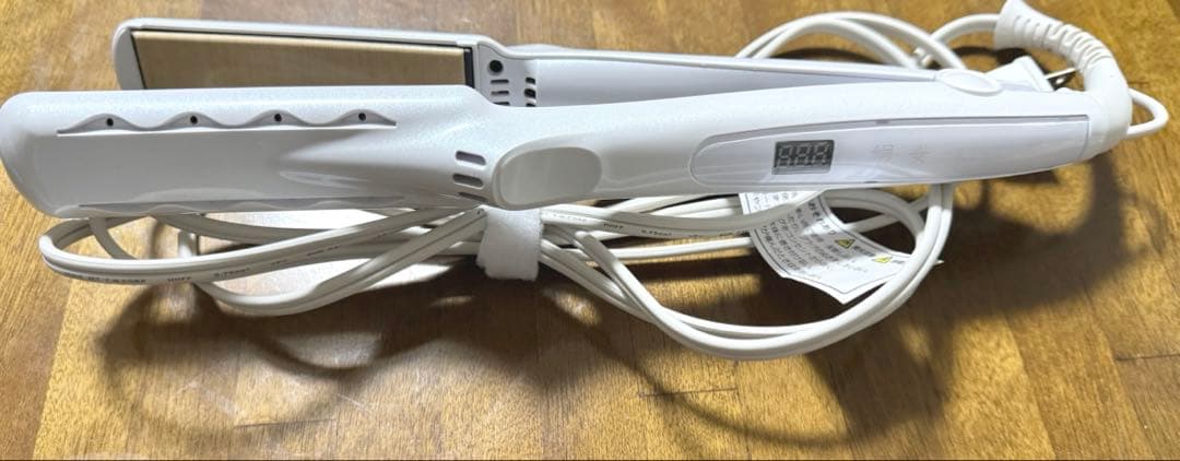 絹女　KINUJO　ストレートヘアアイロン　LM125