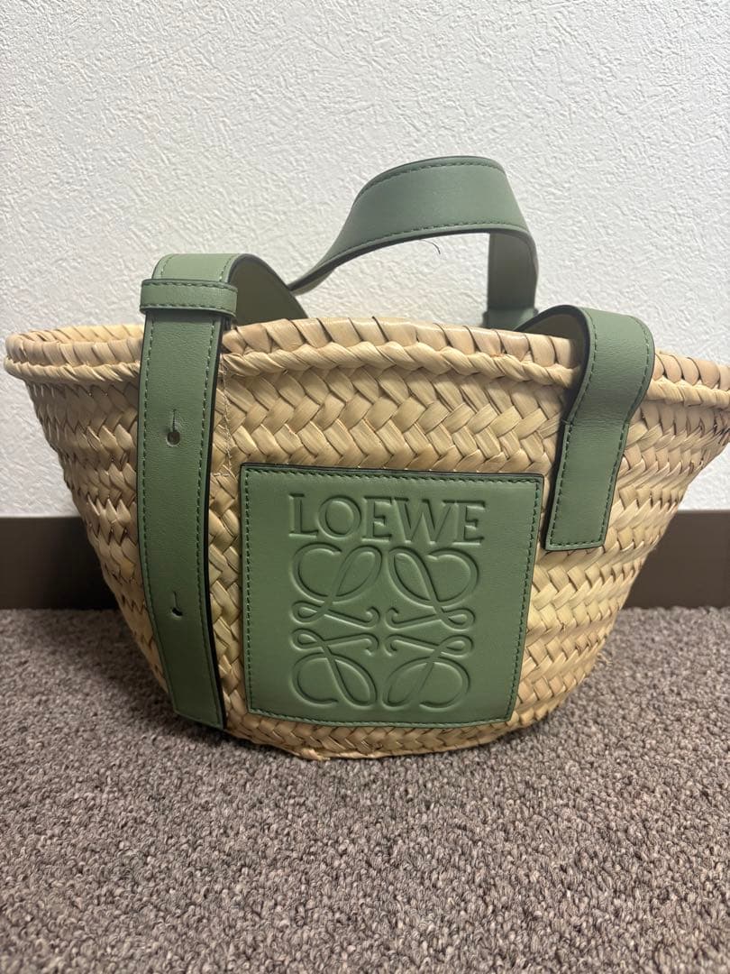 最終値下げ　限定カラー 人気 LOEWE バスケットバック グリーン
