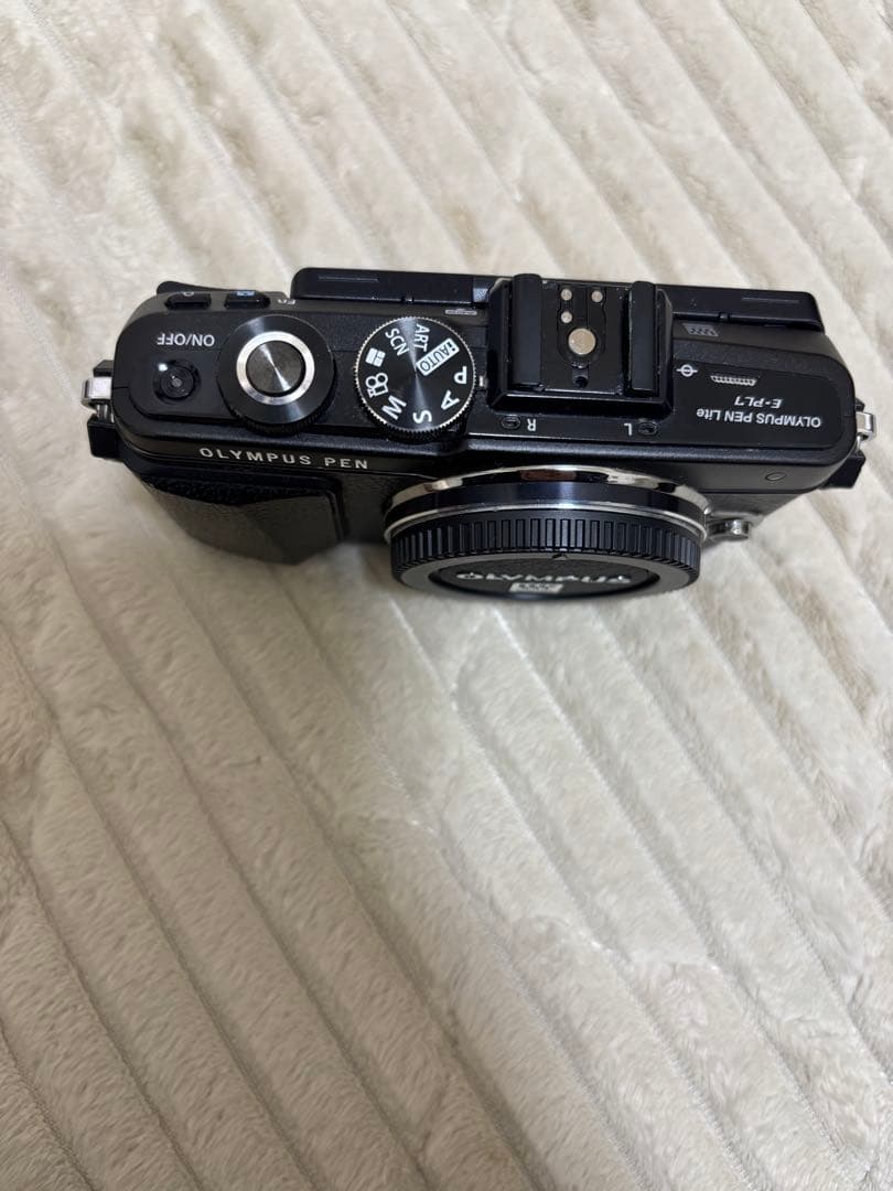 OLYMPUS PEN Lite E-PL7 ミラーレス一眼