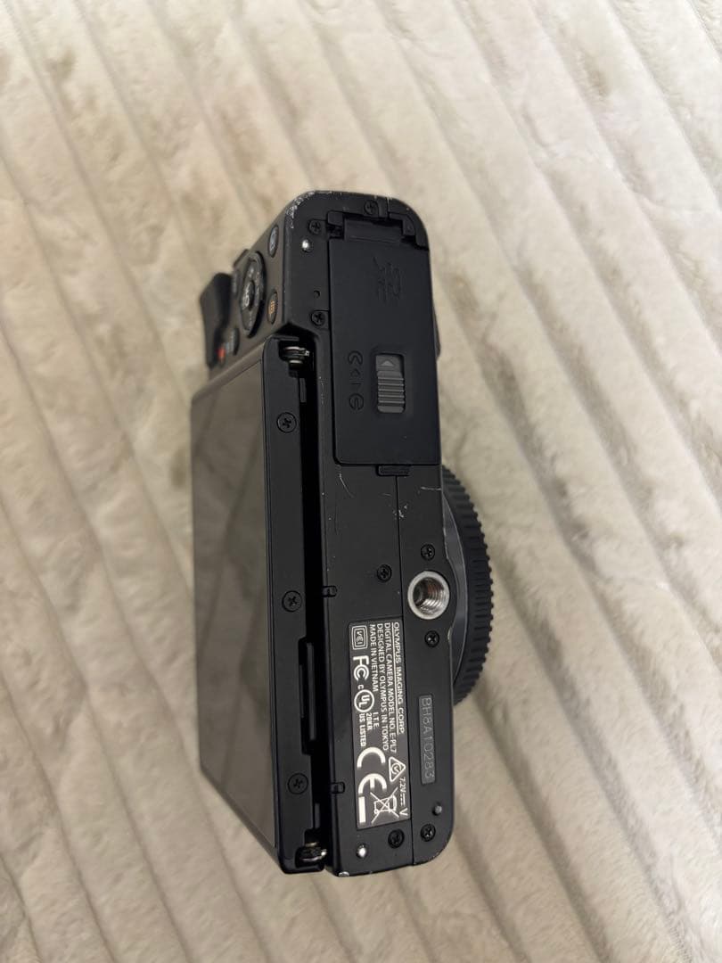 OLYMPUS PEN Lite E-PL7 ミラーレス一眼