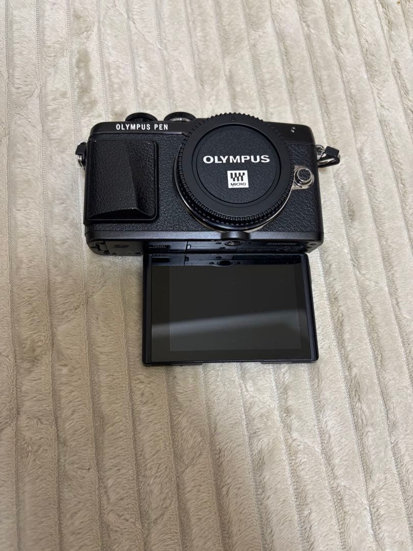 OLYMPUS PEN Lite E-PL7 ミラーレス一眼